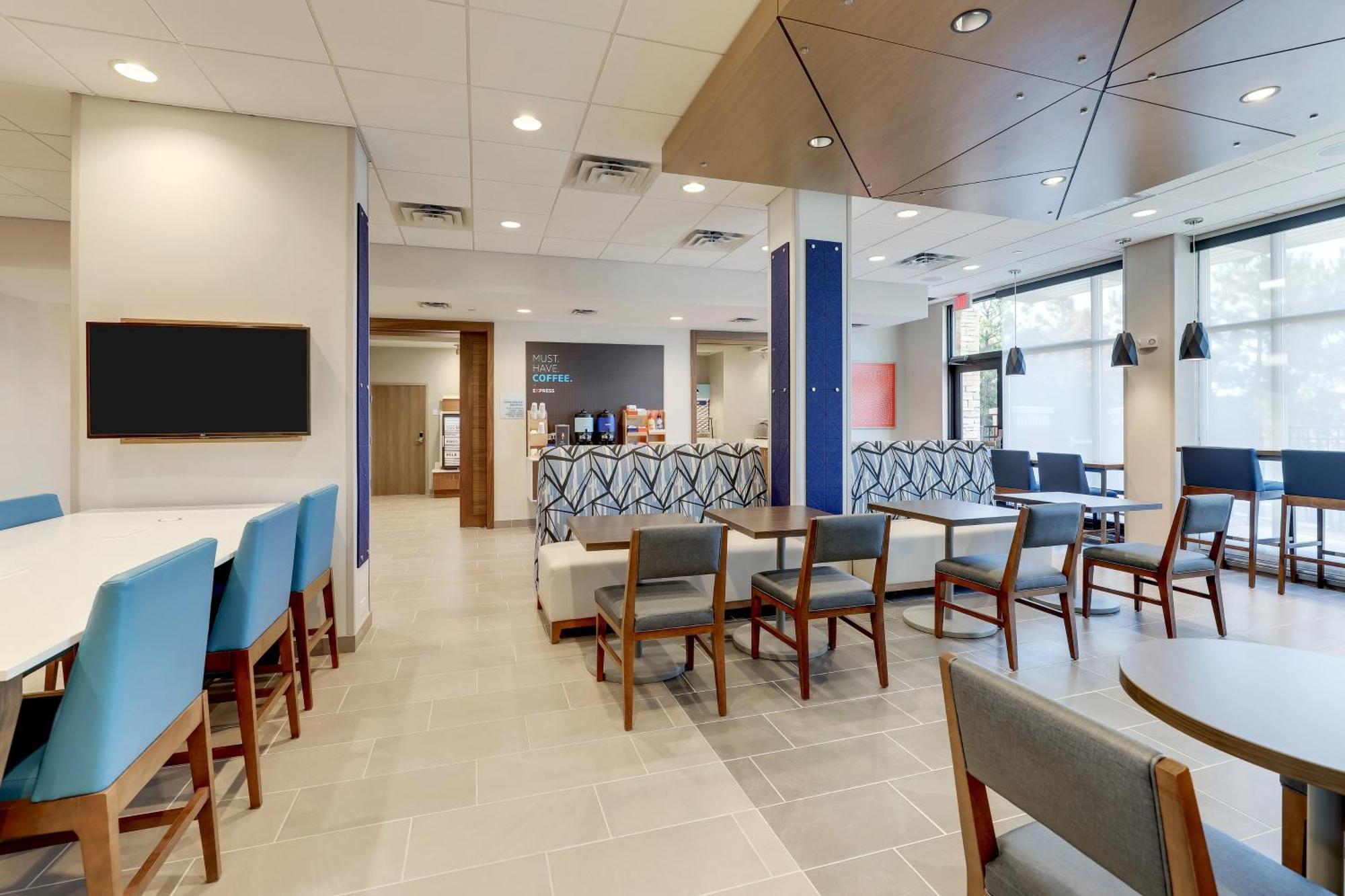 Holiday Inn Express Holly Springs - Raleigh Area By Ihg Exterior photo
