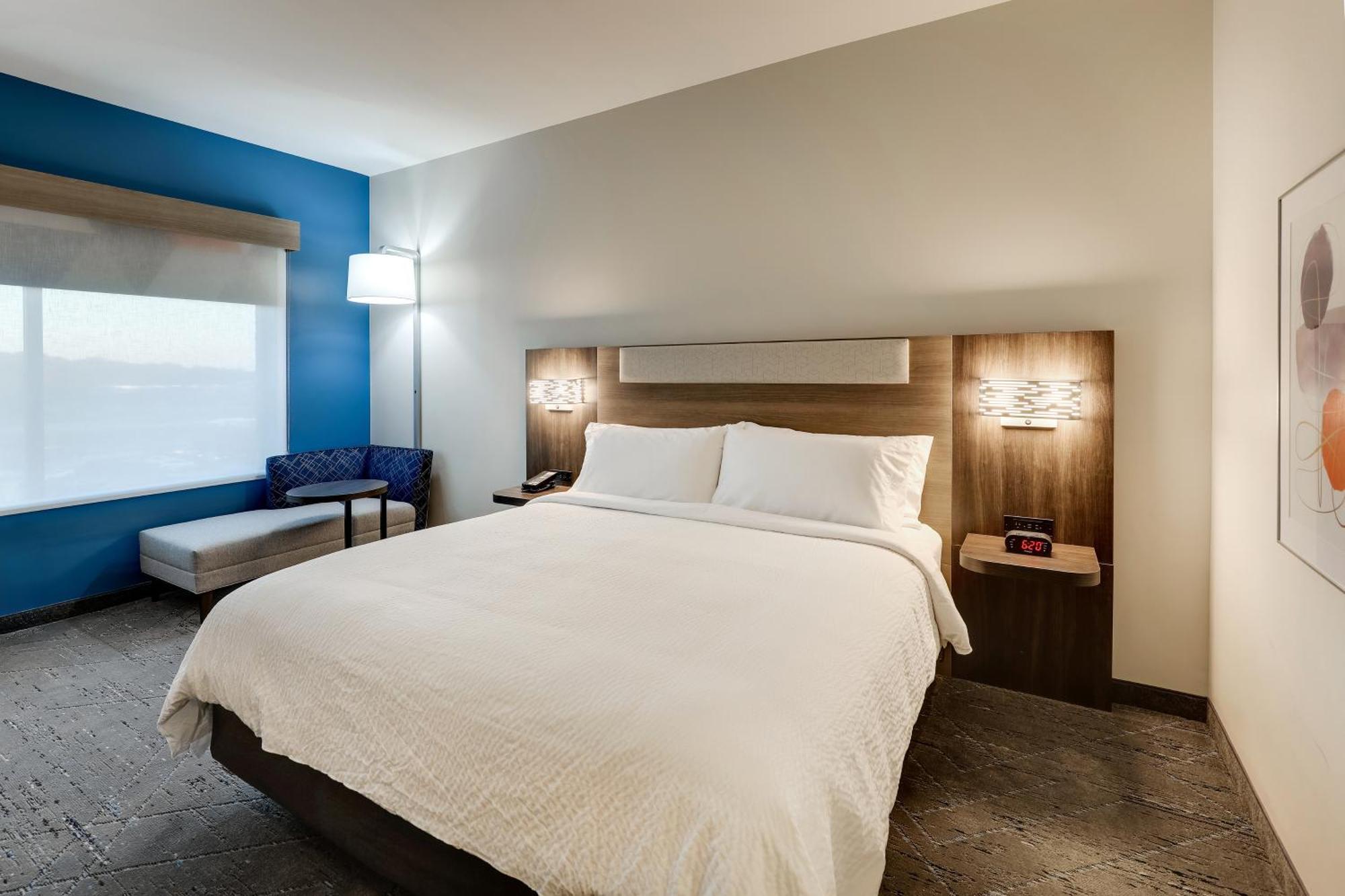 Holiday Inn Express Holly Springs - Raleigh Area By Ihg Exterior photo