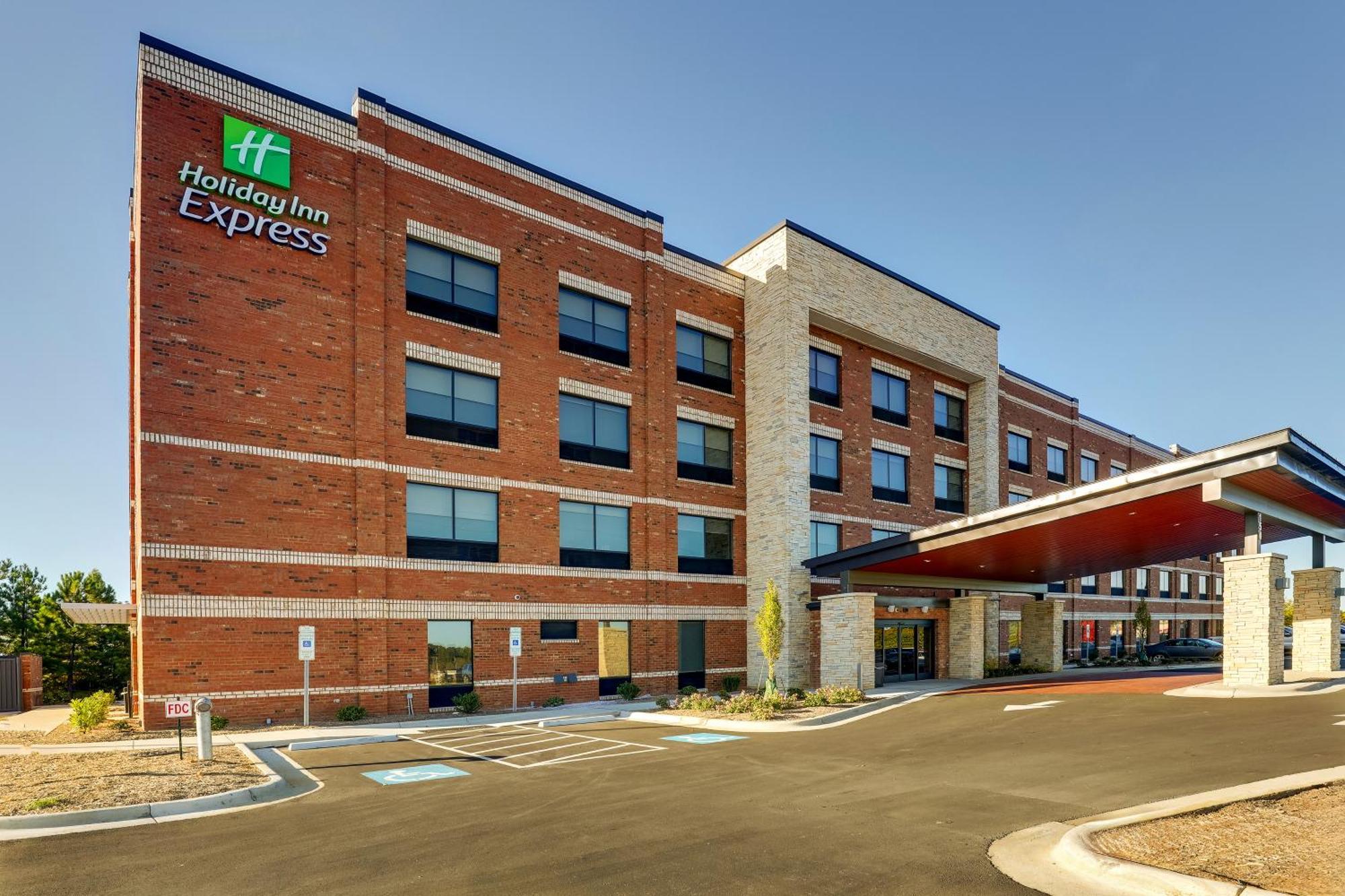 Holiday Inn Express Holly Springs - Raleigh Area By Ihg Exterior photo